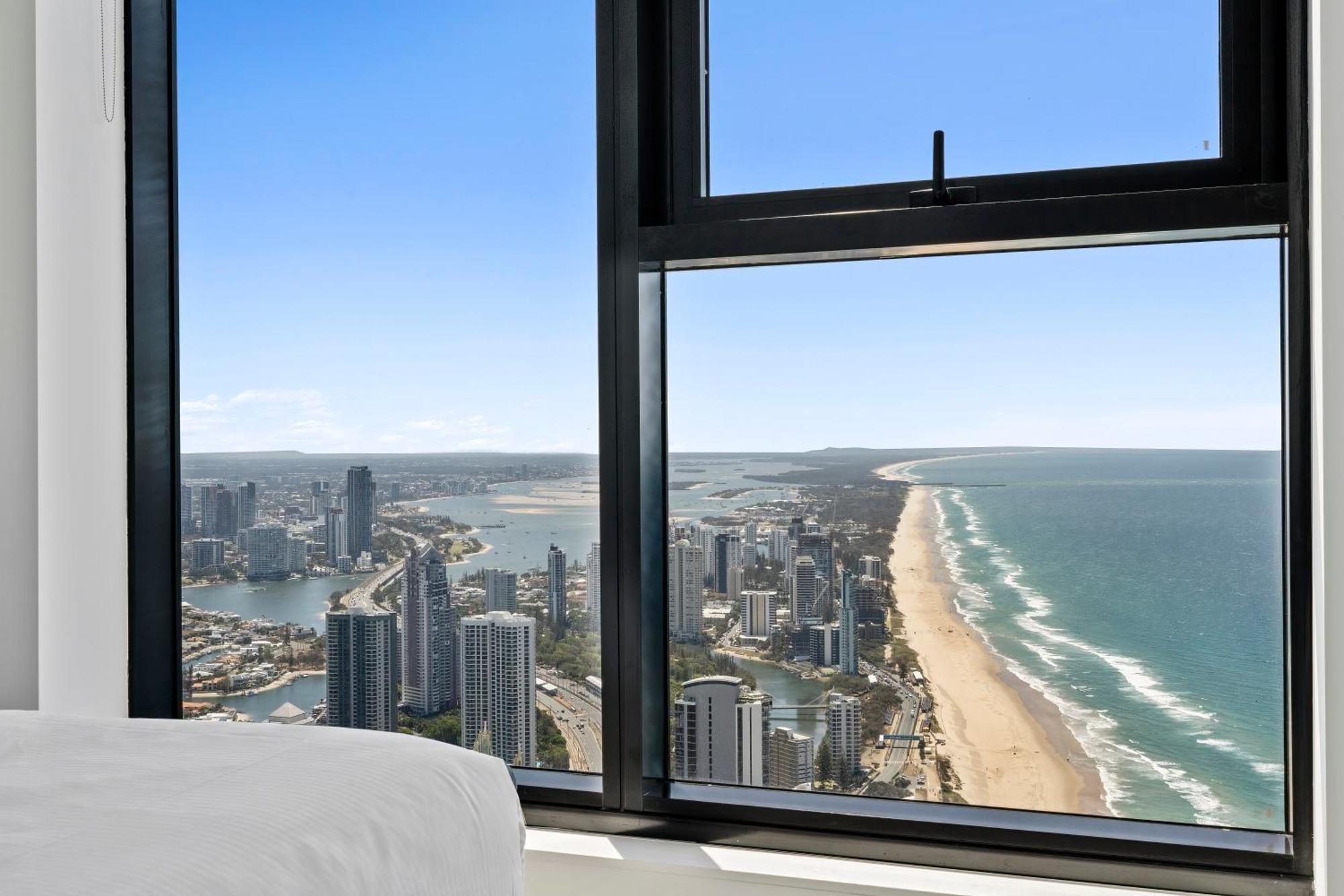 Surfers Paradise New Beachfront Apartments Gold Coast Eksteriør bilde