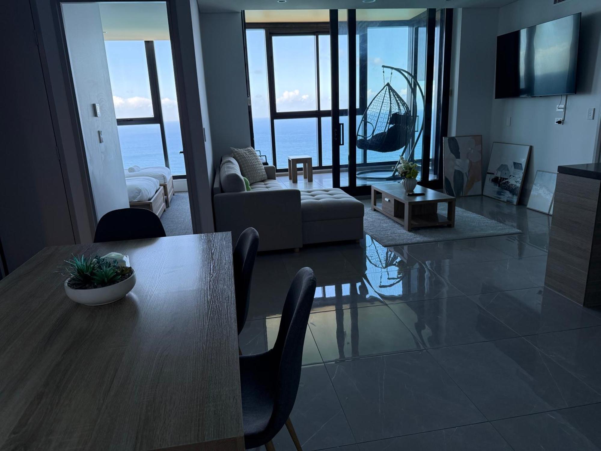Surfers Paradise New Beachfront Apartments Gold Coast Eksteriør bilde